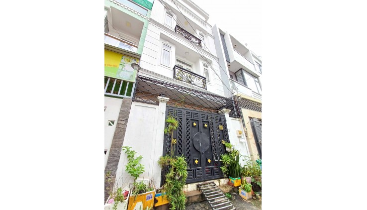 Ngộp Bank Bán Gấp Nhà 4 Tầng Hẻm Xe Hơi 5x10.2m Chỉ 5tỷ99 QL13 Hiệp Bình Phước Thủ Đức Cho Thuê 12tr.th
